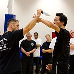 biu sau against knife