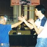 ip chun and sam kwok chi sau using biu.jpg